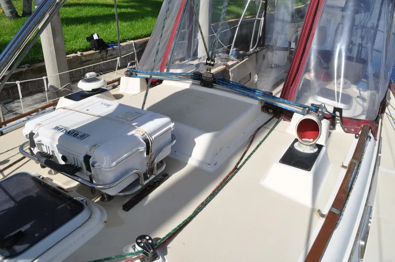 Slide: The Image of Island Packet 35 1989 - 4577121