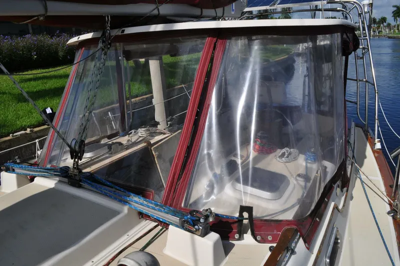 Slide: The Image of Island Packet 35 1989 - 4577124