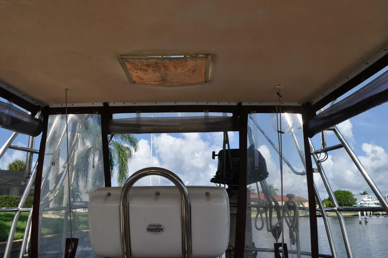 Slide: The Image of Island Packet 35 1989 - 4577165