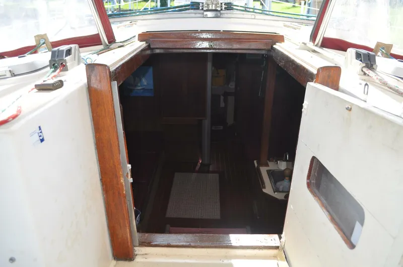 Slide: The Image of Island Packet 35 1989 - 4577173