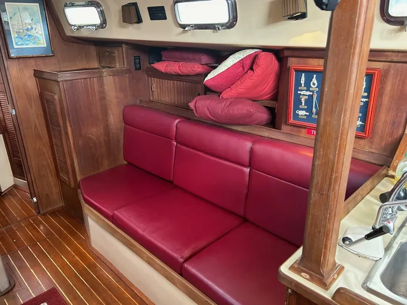 Slide: The Image of Island Packet 35 1989 - 4591079