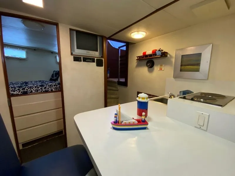 Slide: The Image of Burger 80 Motor Yacht 1988 - 4577384