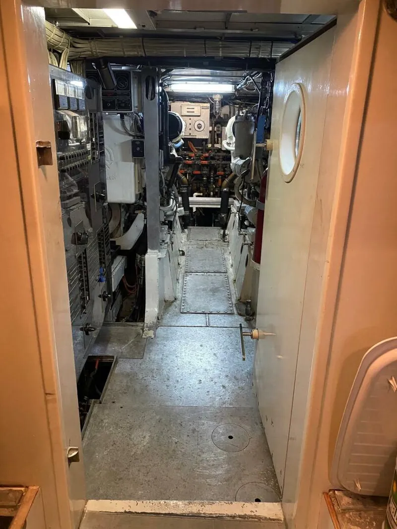 Slide: The Image of Burger 80 Motor Yacht 1988 - 4577437