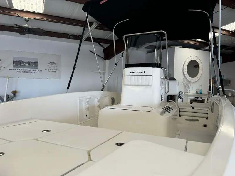 Slide: The Image of Bayliner Element 16 2018 - 4586576