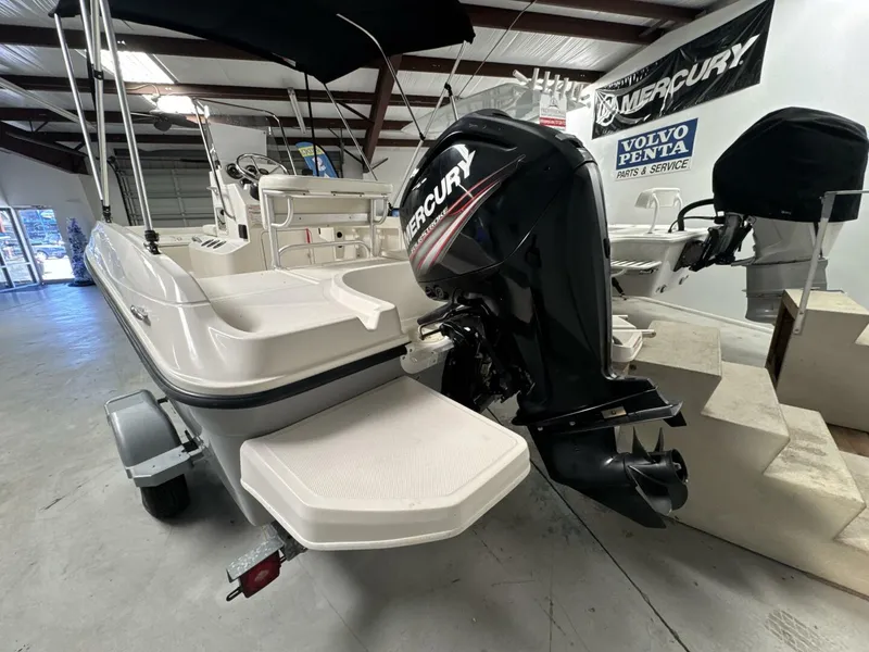 Slide: The Image of Bayliner Element 16 2018 - 4875915