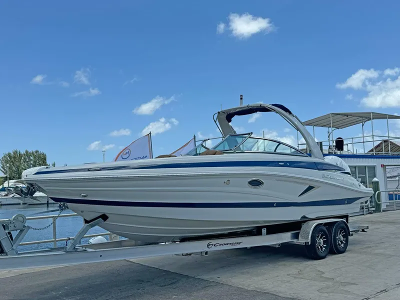 Slide: The Image of Crownline Boats 290 XSS 2024 - 5384026