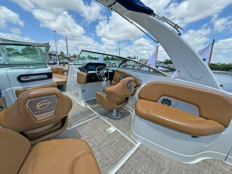 Slide: The Image of Crownline Boats 290 XSS 2024 - 5384031
