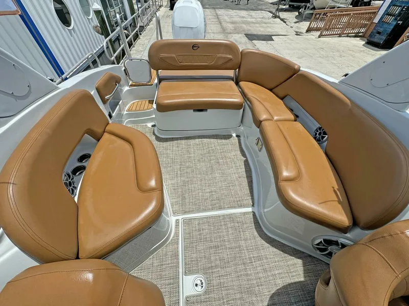 Slide: The Image of Crownline Boats 290 XSS 2024 - 5384032
