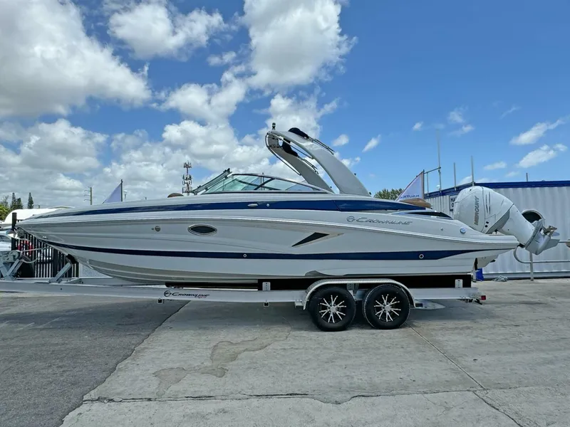 Slide: The Image of Crownline Boats 290 XSS 2024 - 5383892