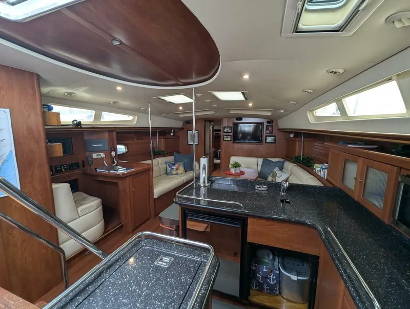 Slide: The Image of Hunter 50 Aft Cockpit 2011 - 4580855