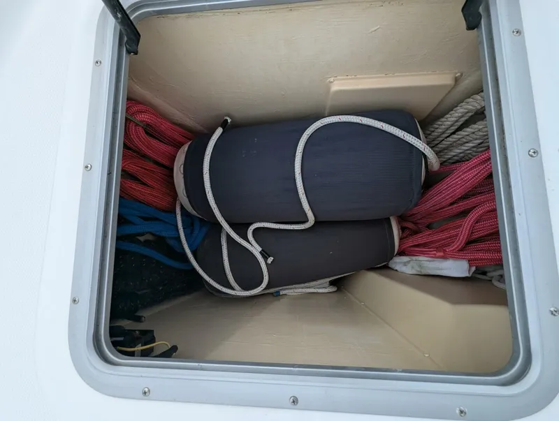 Slide: The Image of Hunter 50 Aft Cockpit 2011 - 4580903