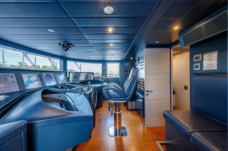 Slide: The Image of Benetti 132 - Cofina - Interior Helm 2016 Benetti 132 Motor Yacht - Cofina - 4581766