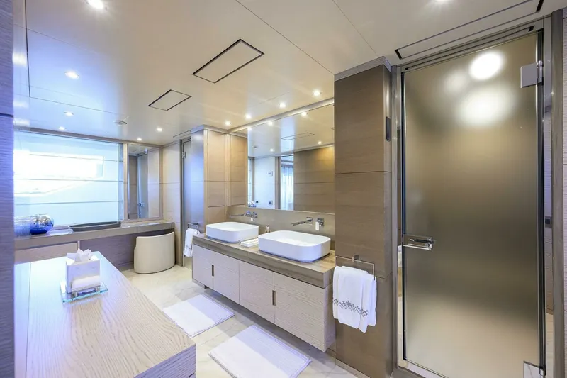 Slide: The Image of Benetti 132 - Cofina - Interior Head 2016 Benetti 132 Motor Yacht - Cofina - 7650076