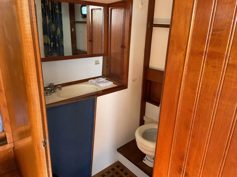 Slide: The Image of Marine Trader 34 1977 - 4592706