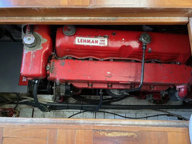 Slide: The Image of Marine Trader 34 1977 - 4597457