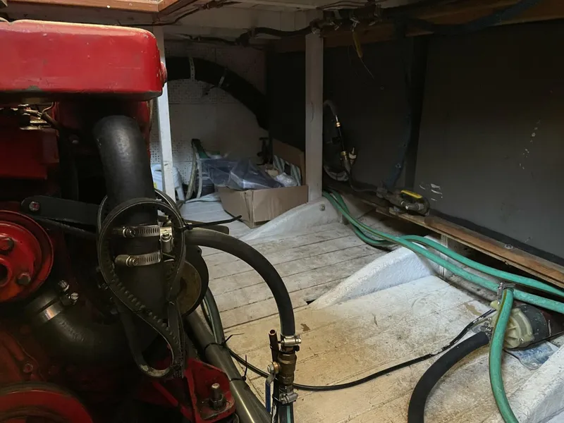 Slide: The Image of Marine Trader 34 1977 - 4592708