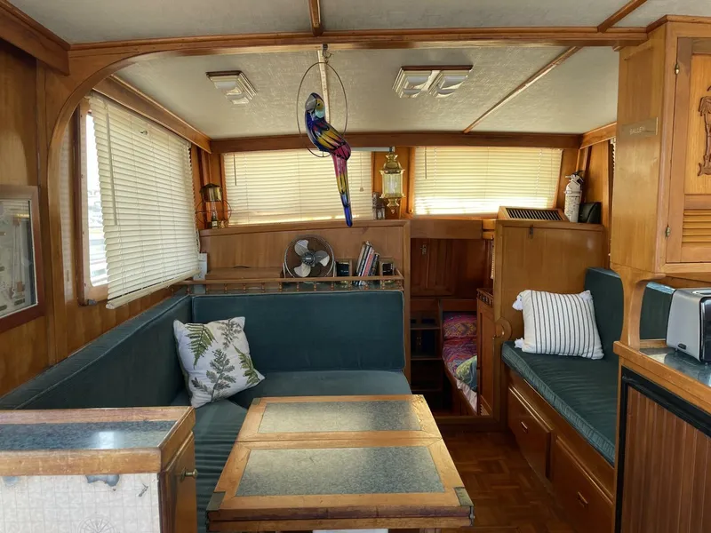 Slide: The Image of Marine Trader 34 1977 - 4592698