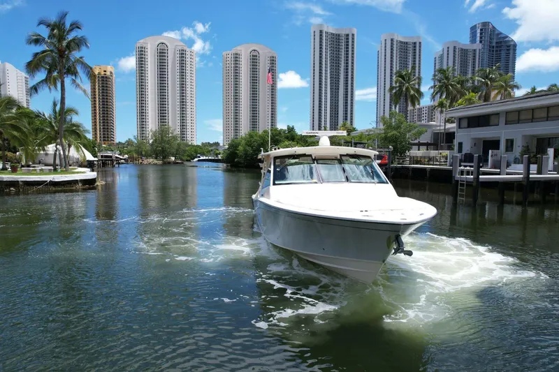 Slide: The Image of Grady-White 37 2017 - 4584887