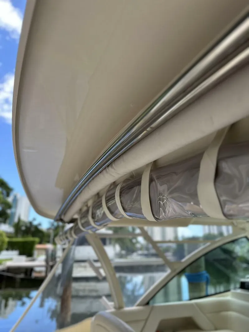 Slide: The Image of Grady-White 37 2017 - 4585001