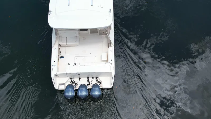 Slide: The Image of Grady-White 37 2017 - 4585004