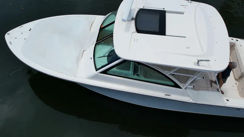 Slide: The Image of Grady-White 37 2017 - 4585011