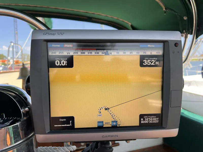 Slide: The Image of Whitby 42 1982 - 4586153