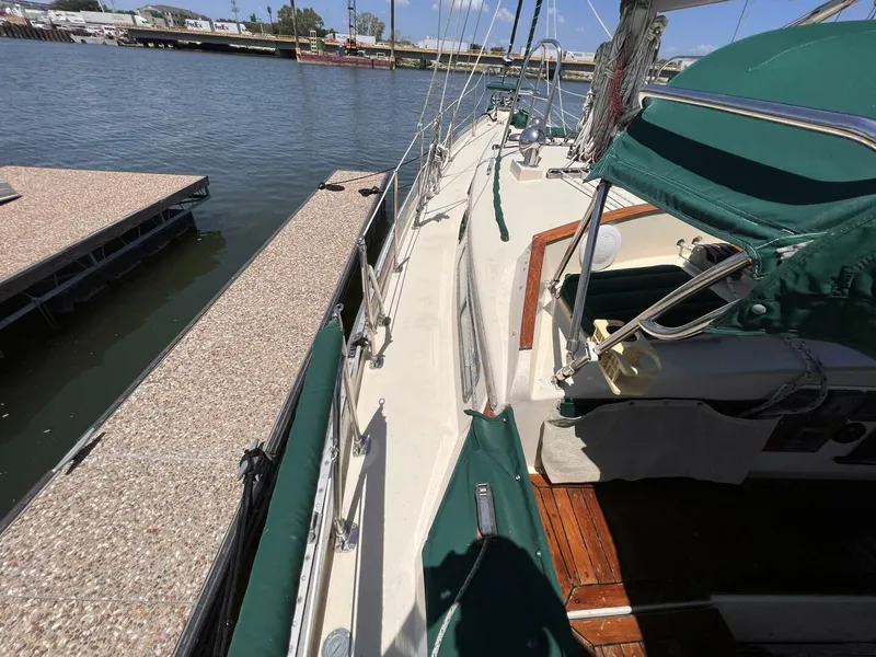 Slide: The Image of Whitby 42 1982 - 4586178