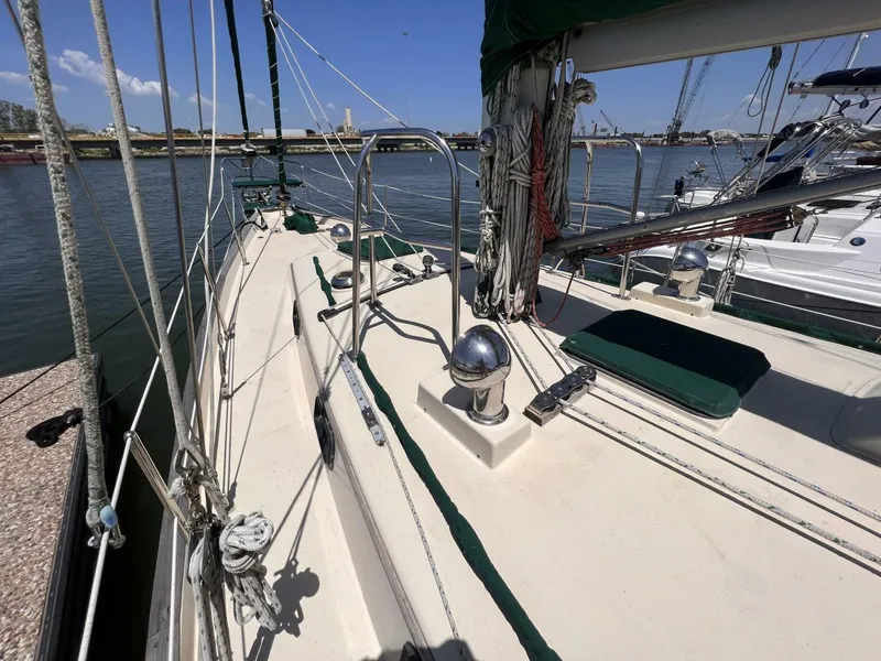 Slide: The Image of Whitby 42 1982 - 4586184