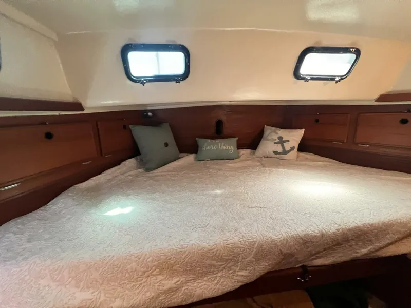 Slide: The Image of Whitby 42 1982 - 4586245