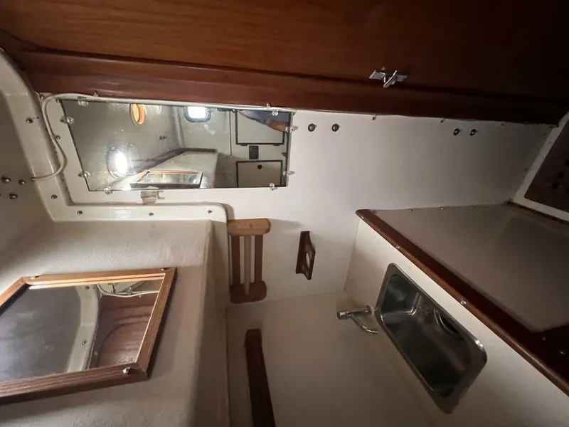 Slide: The Image of Whitby 42 1982 - 4586264