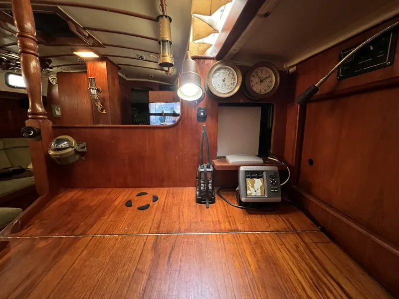 Slide: The Image of Whitby 42 1982 - 4586285