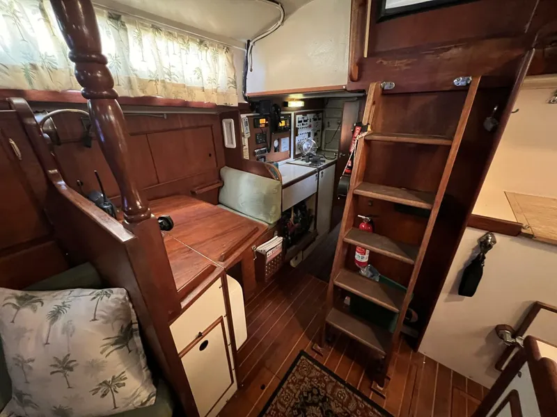 Slide: The Image of Whitby 42 1982 - 4586298