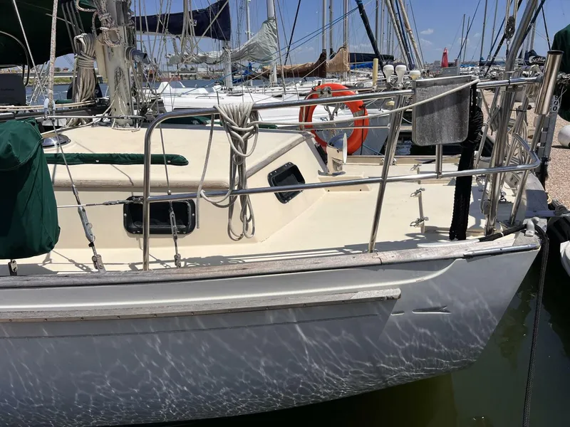 Slide: The Image of Whitby 42 1982 - 4586114