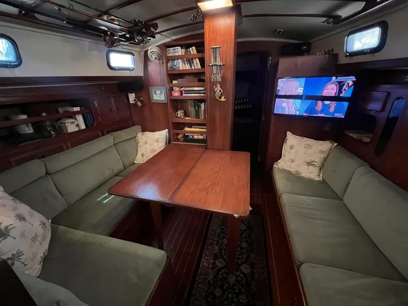 Slide: The Image of Whitby 42 1982 - 4586308