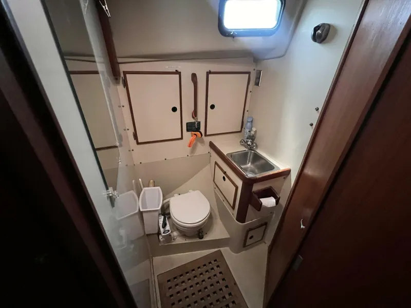 Slide: The Image of Whitby 42 1982 - 4586322