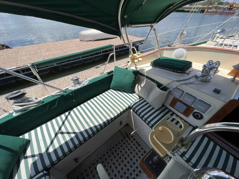 Slide: The Image of Whitby 42 1982 - 4586339