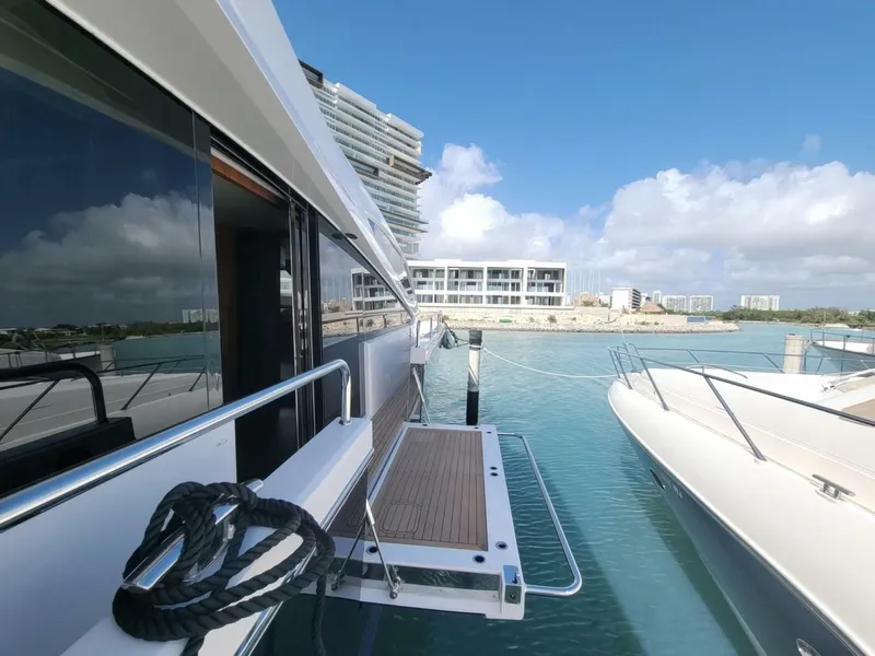 Slide: The Image of Sunseeker 86 2019 - 4588173