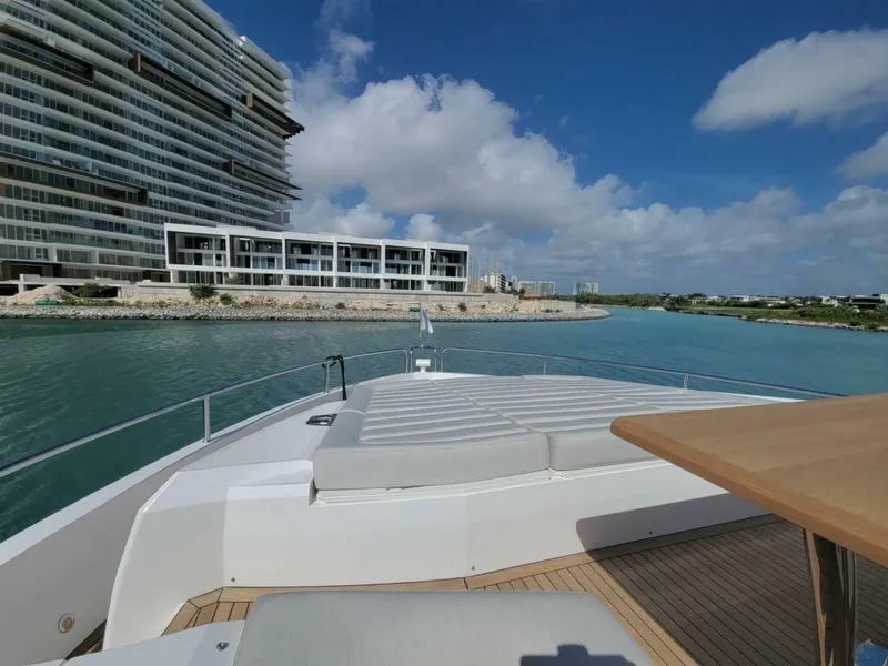 Slide: The Image of Sunseeker 86 2019 - 4588177