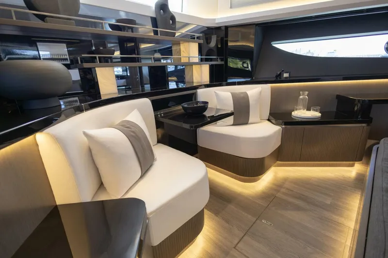 Slide: The Image of Pearl 72 2025 - 5894332