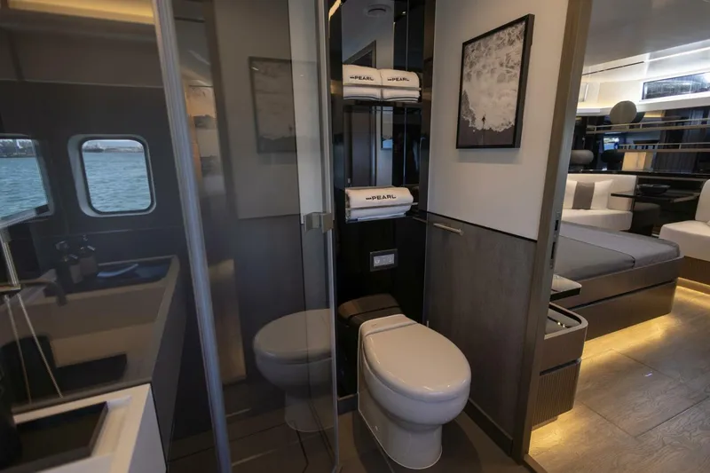 Slide: The Image of Pearl 72 2025 - 5894335