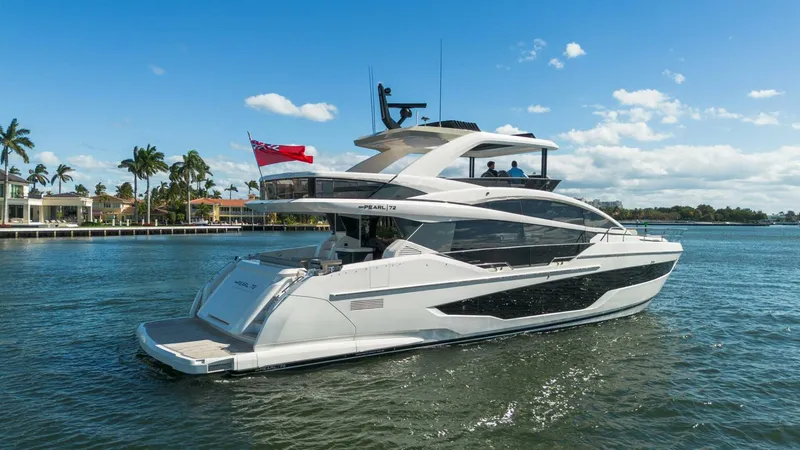 Slide: The Image of Pearl 72 2025 - 5892529