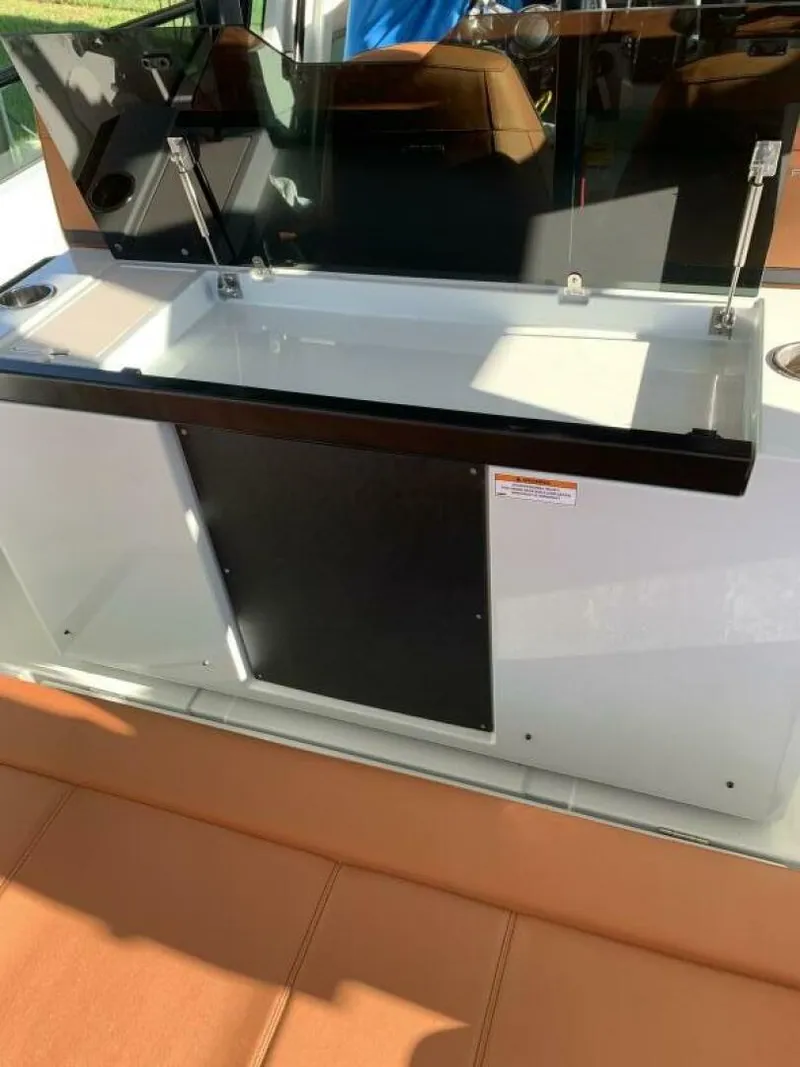 Slide: The Image of Saxdor 320 GTO 2023 - 4636857