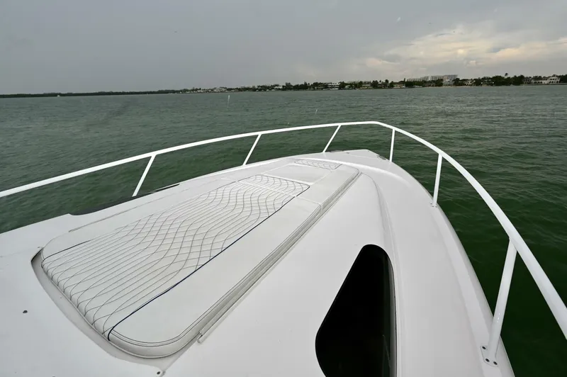 Slide: The Image of Intrepid 438 Evolution 2021 - 4590531