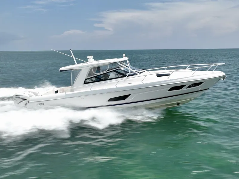 Slide: The Image of 43ft Intrepid 2021 - 4590534