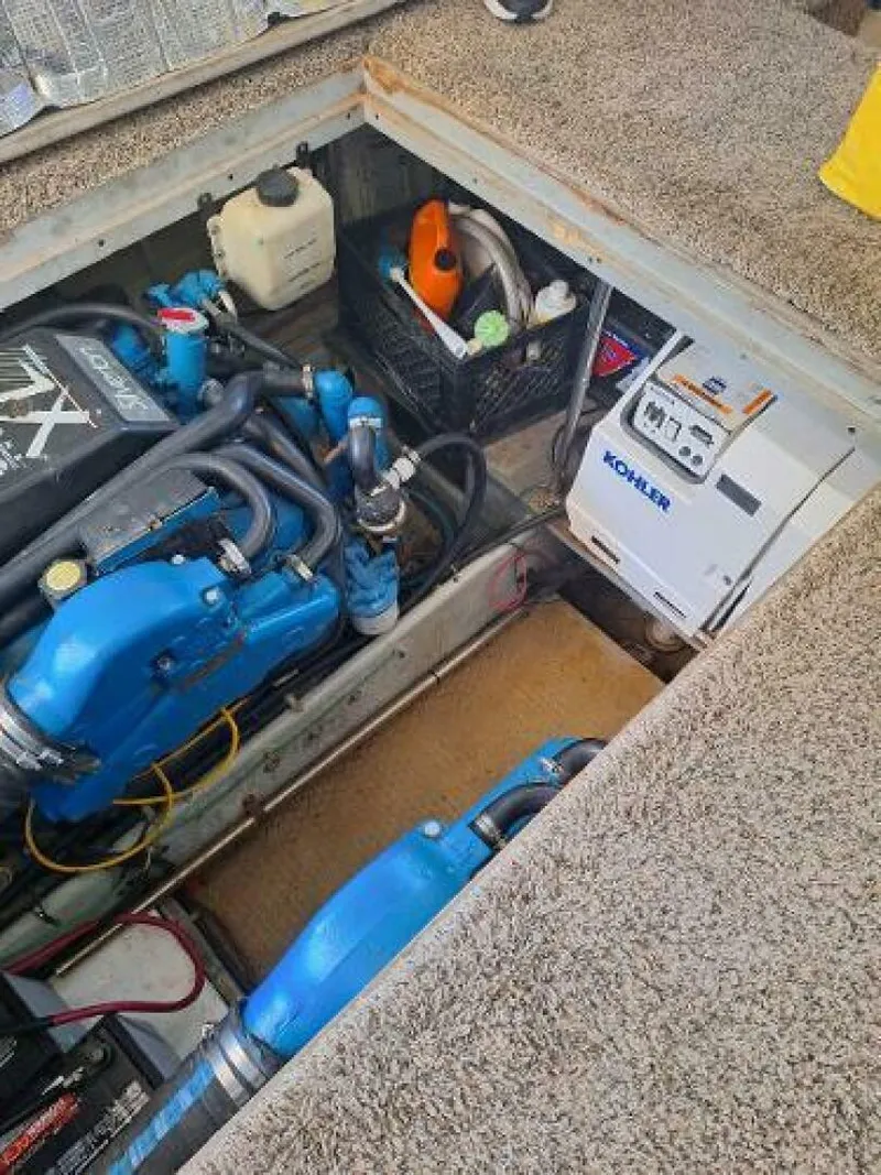 Slide: The Image of Silverton 34 Convertible 1992 - 4590580