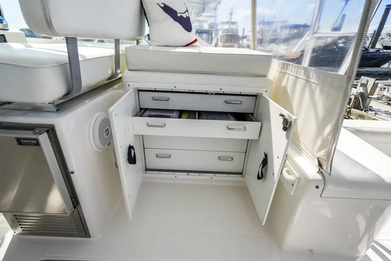 Slide: The Image of Cabo 35 2004 - 4597088