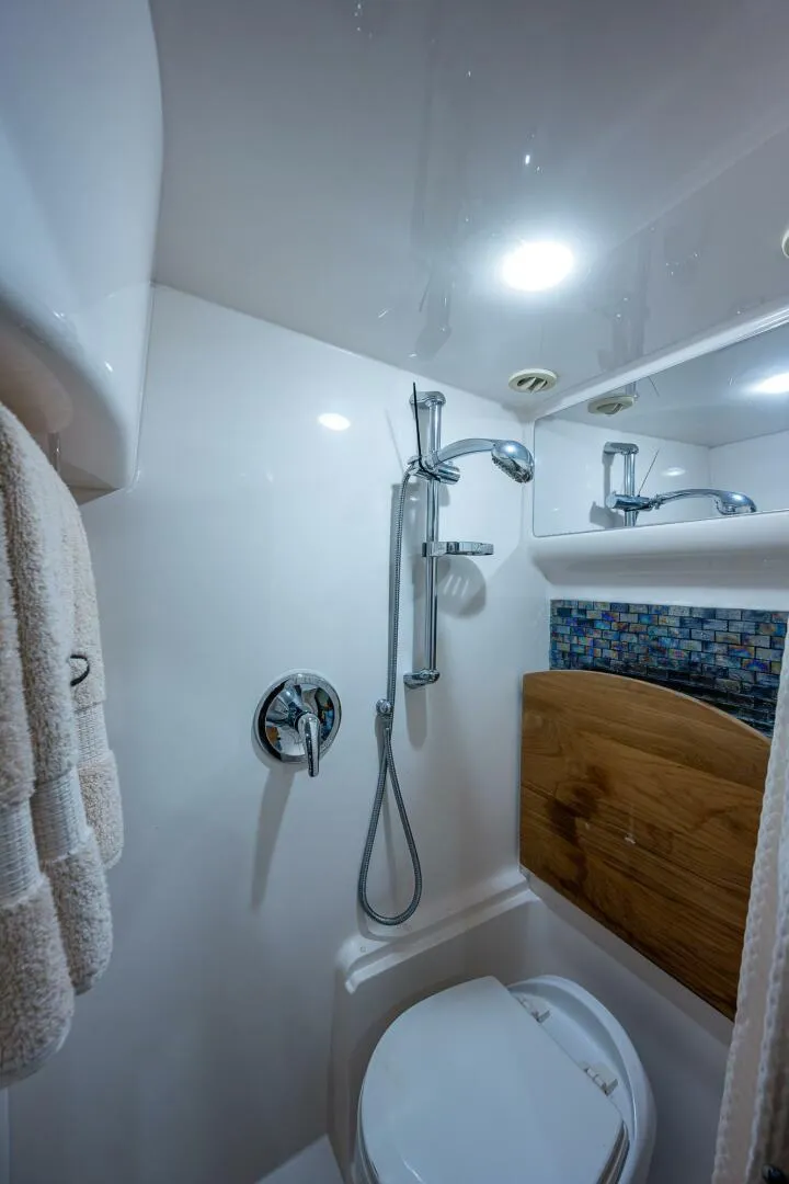 Slide: The Image of Regal 46 2015 - 4591838