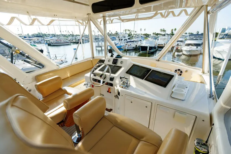 Slide: The Image of Ocean Yachts 42 Super Sport - Repowered 1991 - 4592068