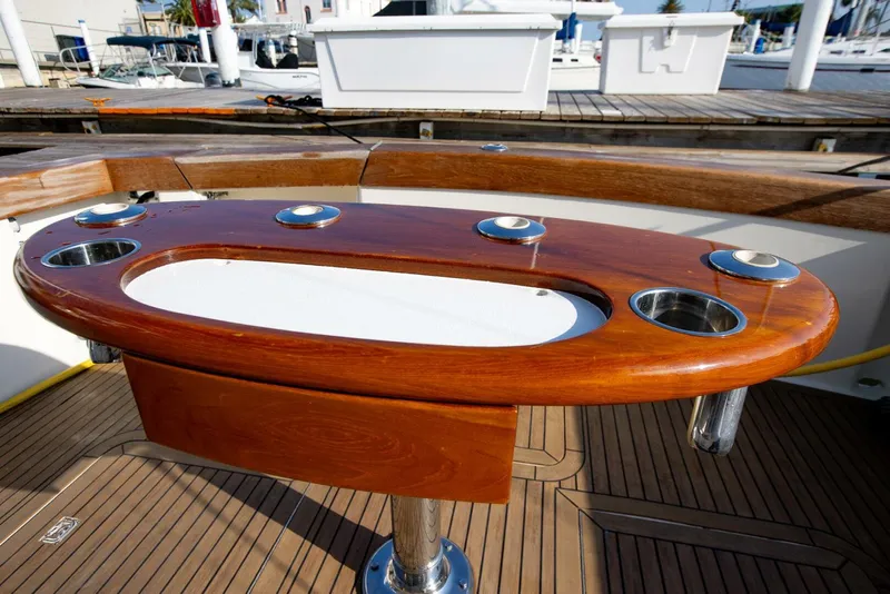 Slide: The Image of Ocean Yachts 42 Super Sport - Repowered 1991 - 4592107