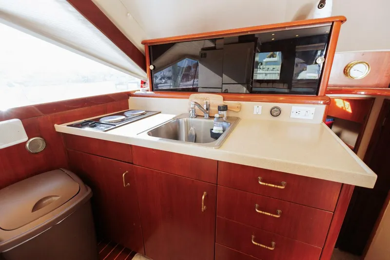 Slide: The Image of Ocean Yachts 42 Super Sport - Repowered 1991 - 4592148